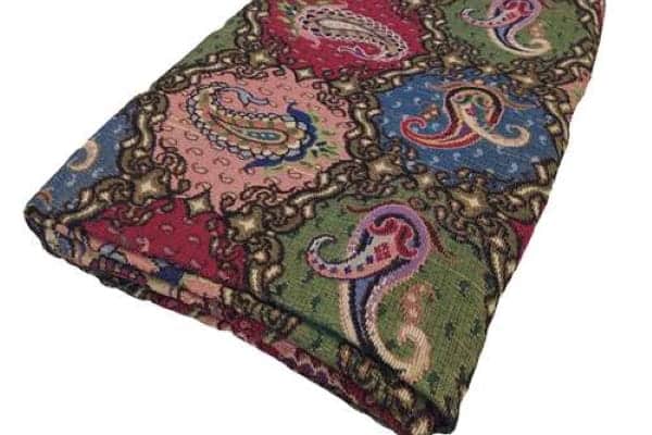 تصویر 3 از روفرشی طرح فرش با جلوه ای شبیه به فرش دستباف ایرانی